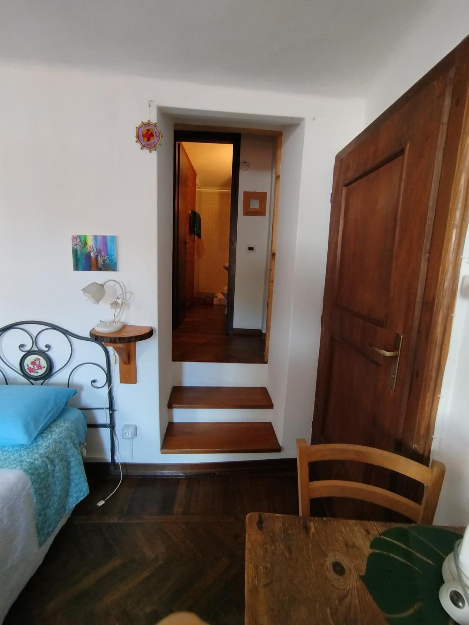 La Corte Del Poeta Arcumeggia Habitación foto